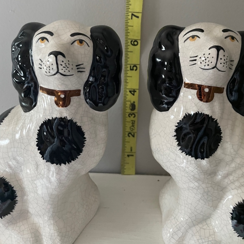 Rare Staffordshire Set of Ceramic Dogs Made in England - Picture 3 of 4